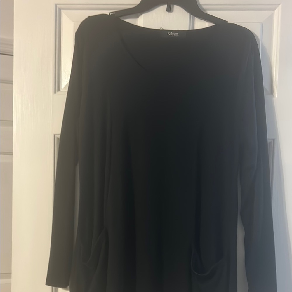 Chico's Black Relaxed Long Sleeve Tunic with Crew Neck